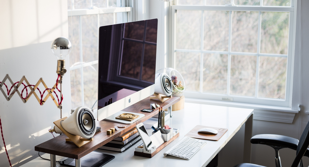 3 Essential Things You Need when Setting Up a Budget Friendly Home Office